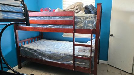 Bunk bed