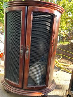 Nice old bar table $20 pickup in alameda
