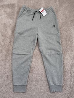 Size Large Mens Nike Tech Fleece Pants Brand New With Tags