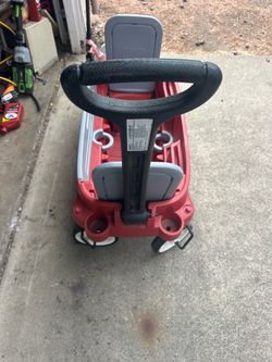 Radio flyer wagon