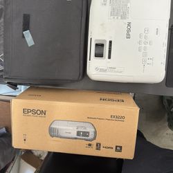 Epson EX3220 3LCD Projector
