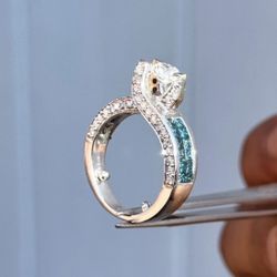 Ladies Diamond Ring 💍 14k Gold 