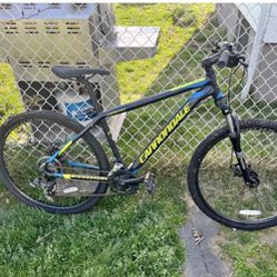 Used Cannondale catalyst Medium Size Frame .Wheel 27.5 Bike great condition $250 .
