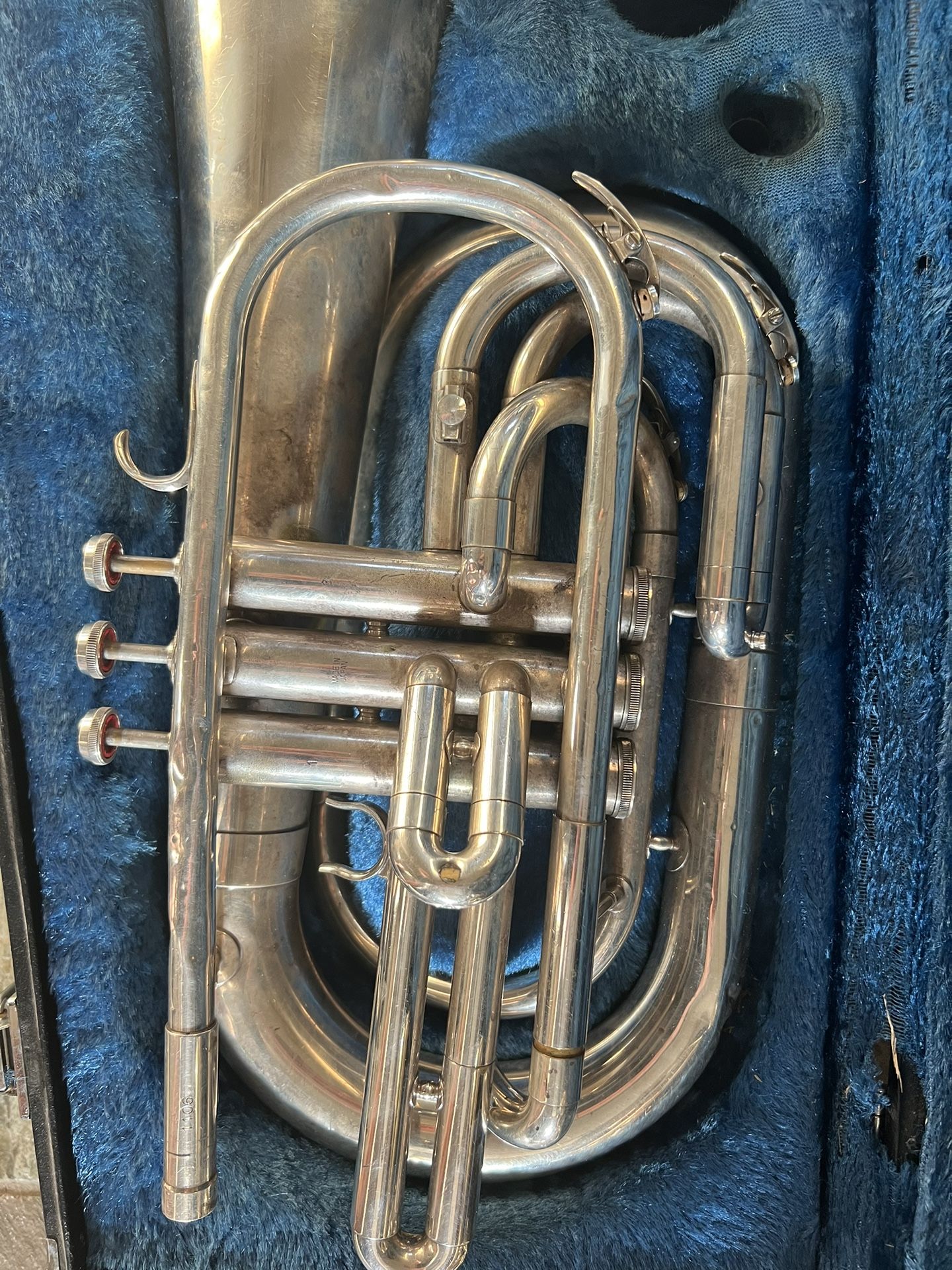 Bach Marching Baritone, Silver  Games
