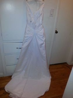 Wedding gown size 0