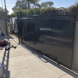 Gates , Fences , Doors 