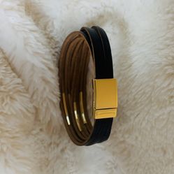 Mens Suburban Outing Black/GoldTone Sleek Bracelet 