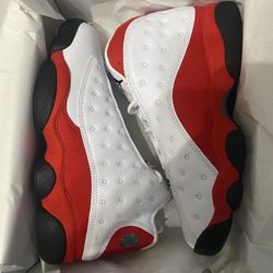 Jordan 13 retro OG Chicago 2026