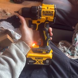 Dewalt 20v brushless drill