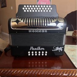 Hohner Panther