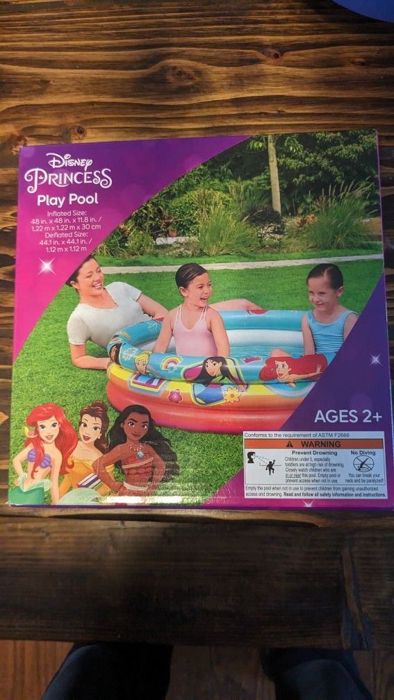 Disney Play Pool 