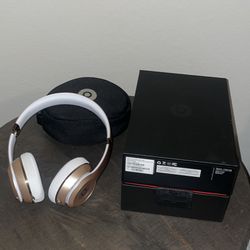 Beats Solo 3 Wireless Gold