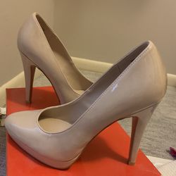 Elle Heels
