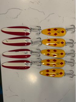 Lot of DARDEVEL fishing lures