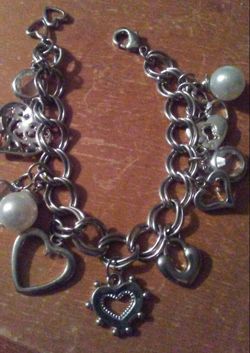 Fashionable ladies bracelet