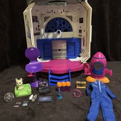 Barbie Astronaut Space Station