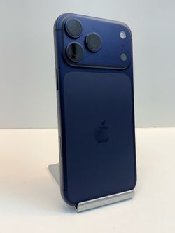 Apple iPhone 17 PRO MAX 256gb. ( Unlocked Phone )