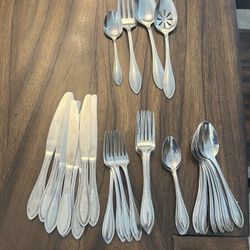 Silverware/flatware 