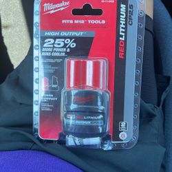 Milwaukee M12 Red lithium