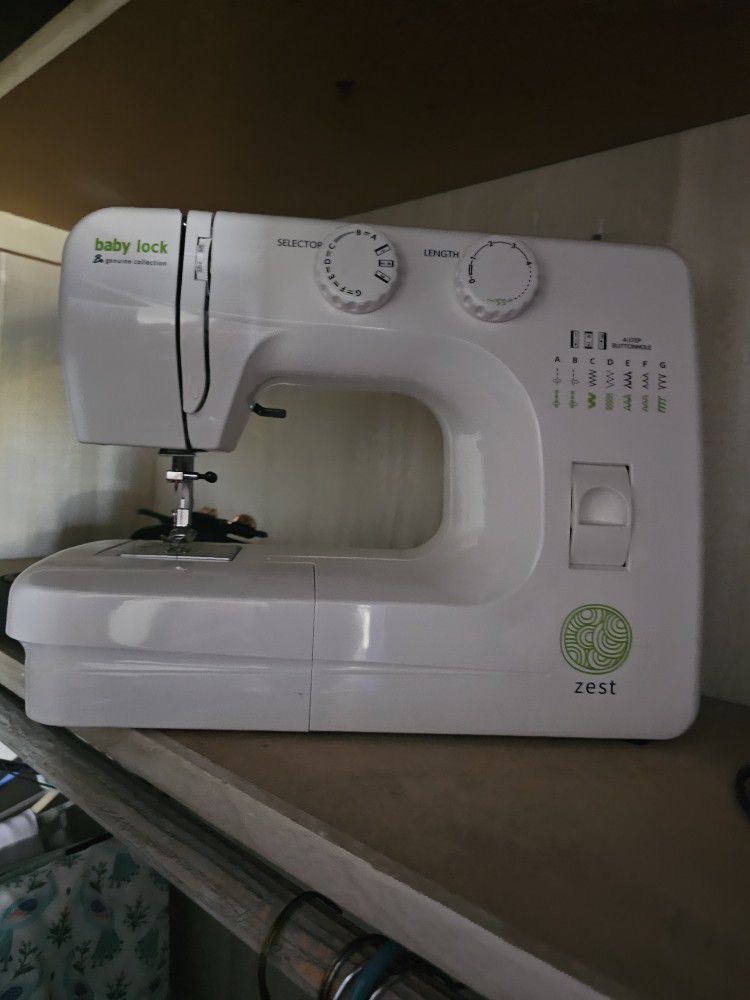 Babylock Sewing Machine 