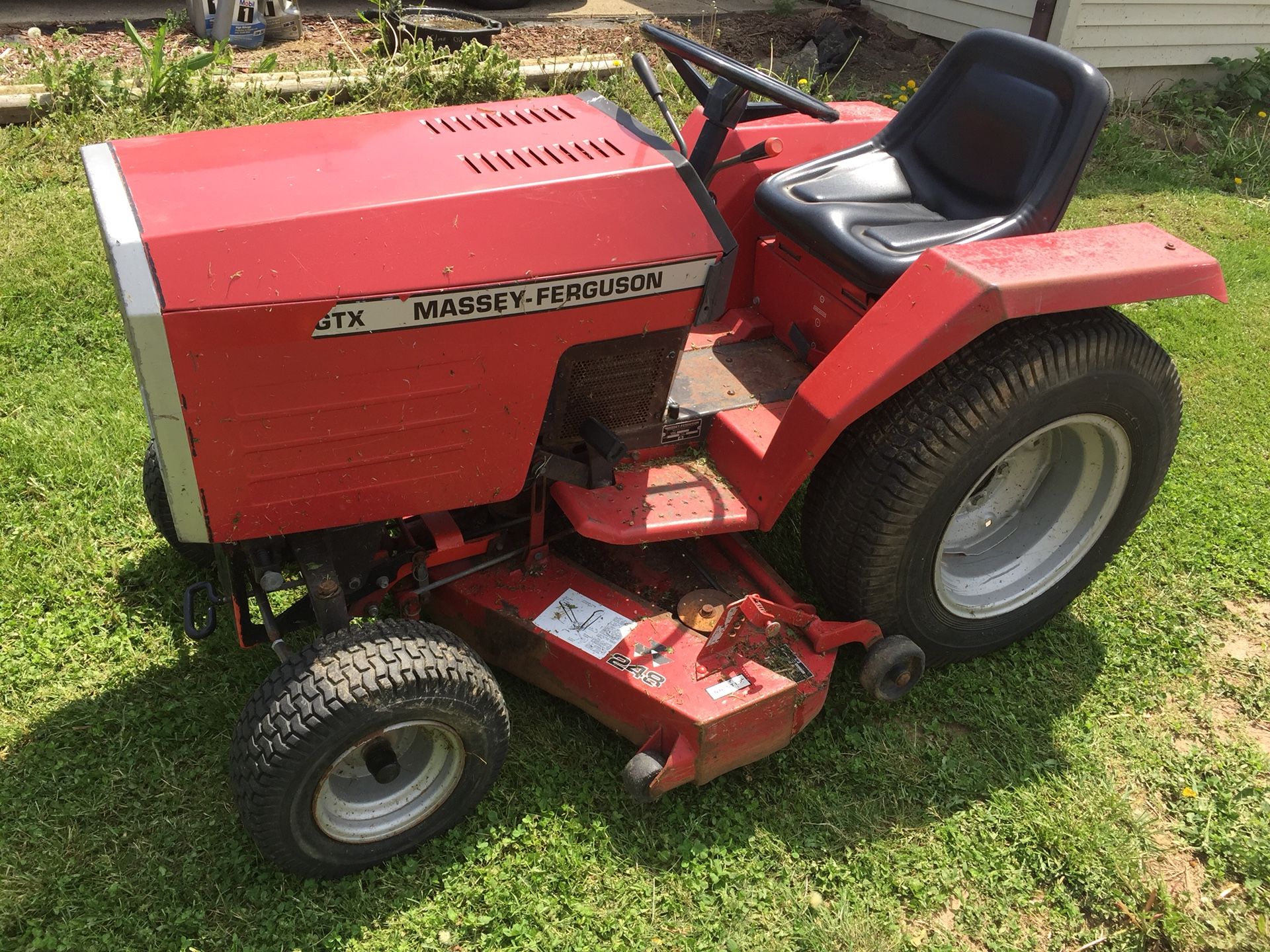 Massey Ferguson 316 GTX garden tractor