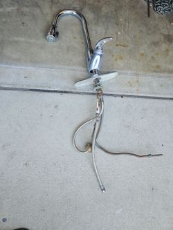 Kitchen faucet