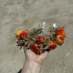 4 Fresh Flower Crowns, Perfect For Coachella! 