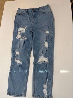Woman's size 11 ripped jeans