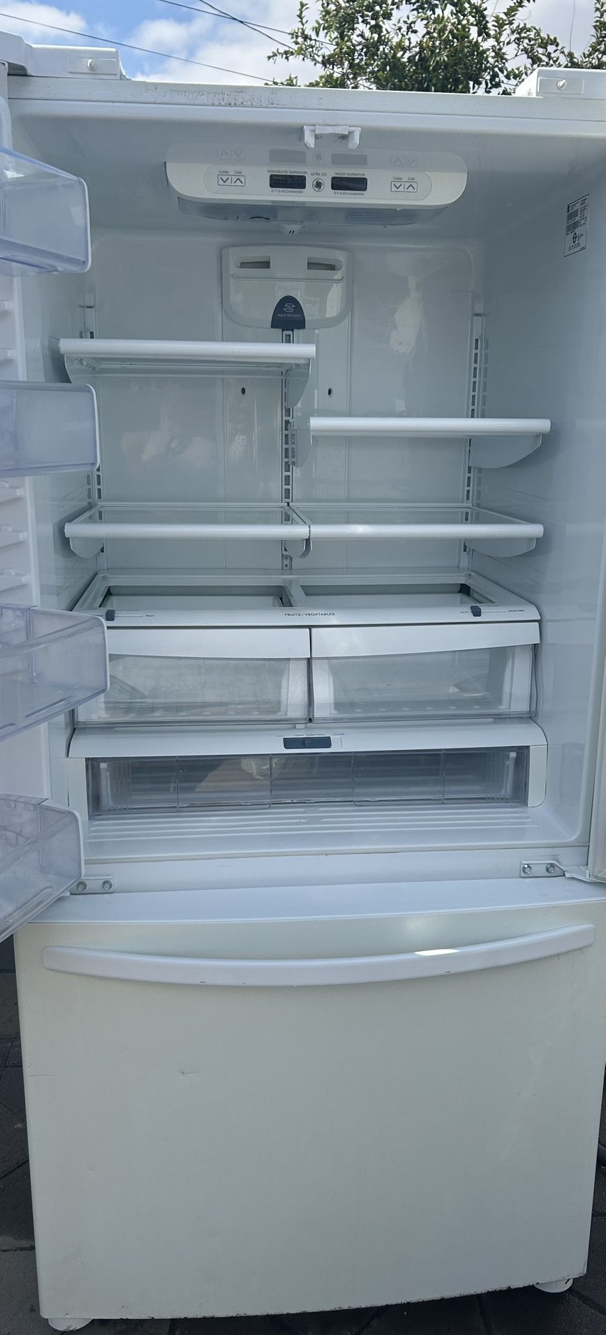 Refrigerator, Washer And Dryer