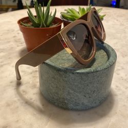 Tan /gold Sunglasses