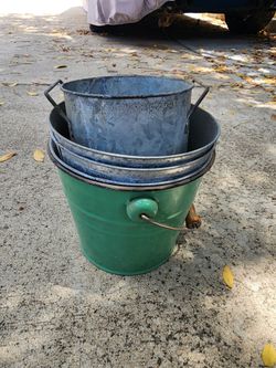 Small pails