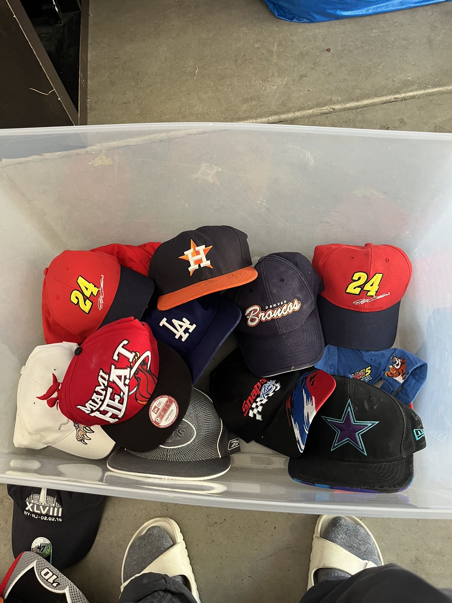 vintage fitted and snapback hats wholesale bundle lot