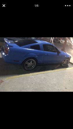 Mustang 2005 142,000 miles Automatic text till January 2019