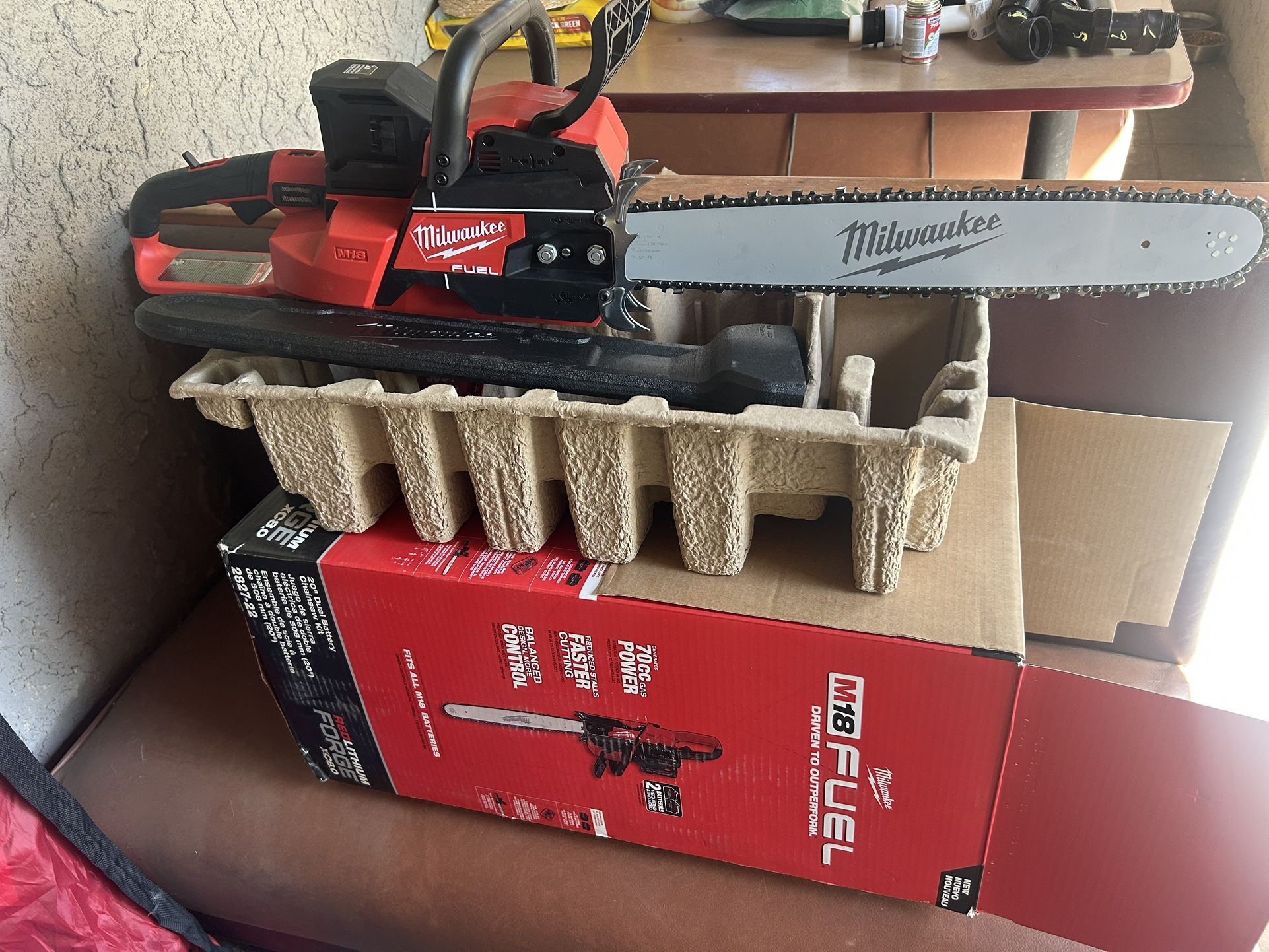 Milwaukee M18 20in Dual Battery Chainsaw