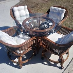 Rattan Dining Set On Casters 