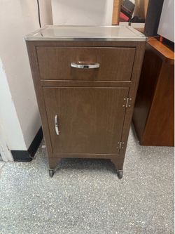 FREE Dresser On Wheels
