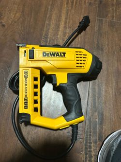Dewalt DWHT75021 5-In-1 Electric Multi Tacker
