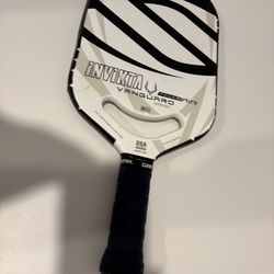 Selkirk Invicta Pickleball Paddle