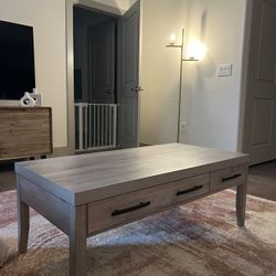 Coffee Table With Storage 