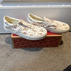 New Vans Floral Slip On Size Women 9
