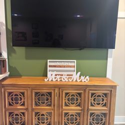 Wood Cabinet/TV Stand 