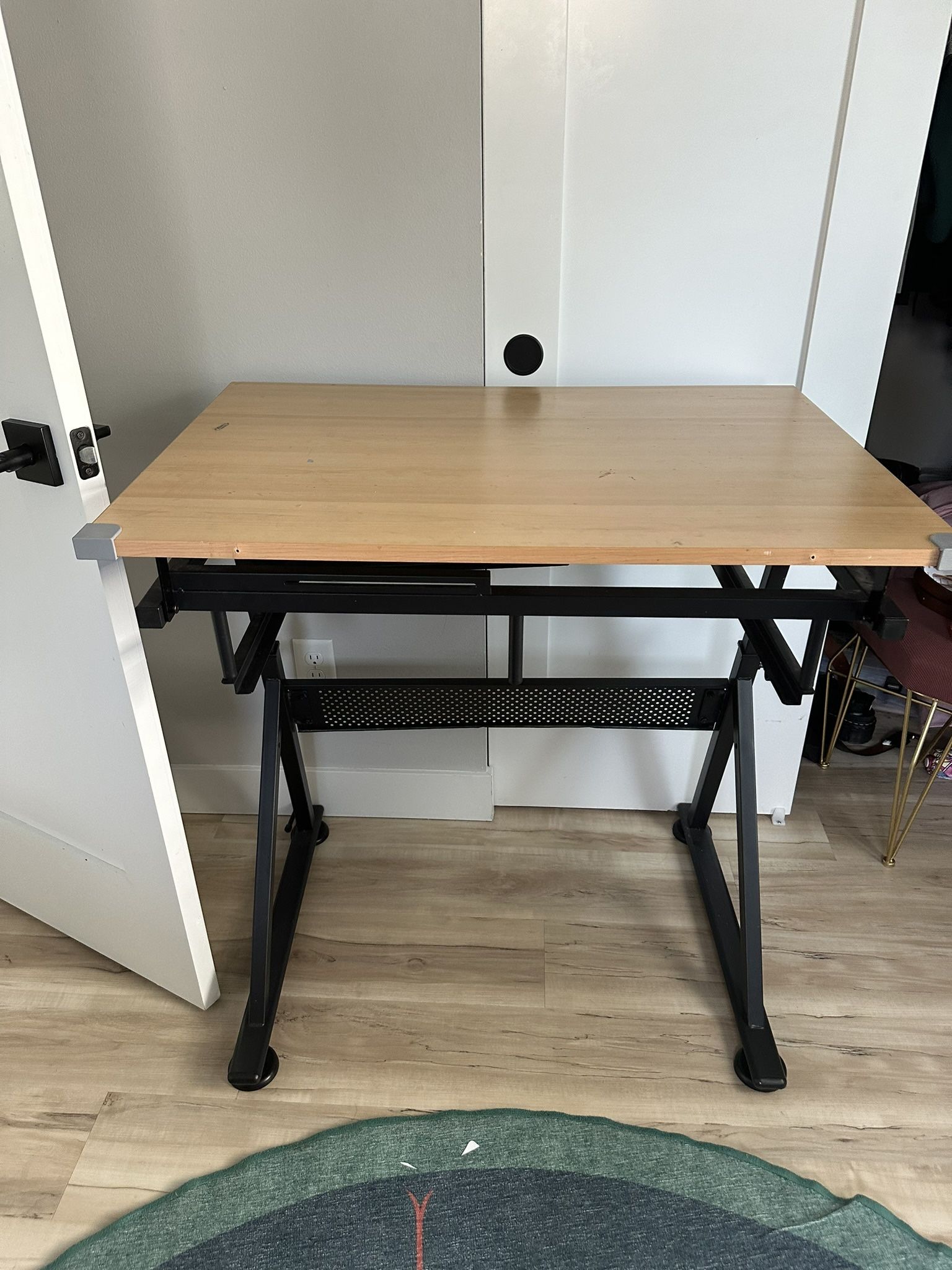 Adjustable Artist Desk