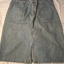 Woman's Covington Jean Skirt Size 18 