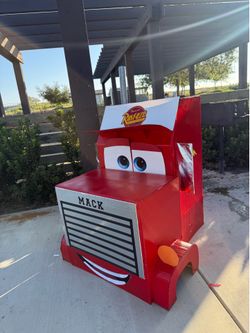 Mack Truck Prop