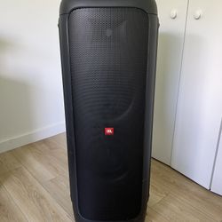 JBL PartyBox 1000 Bluetooth Speaker