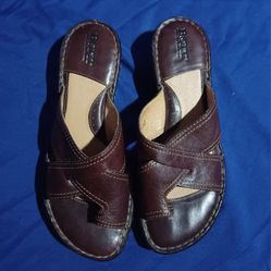 "Born" Leather Criss-cross Toe Strap Sandals Size 8 Women's 