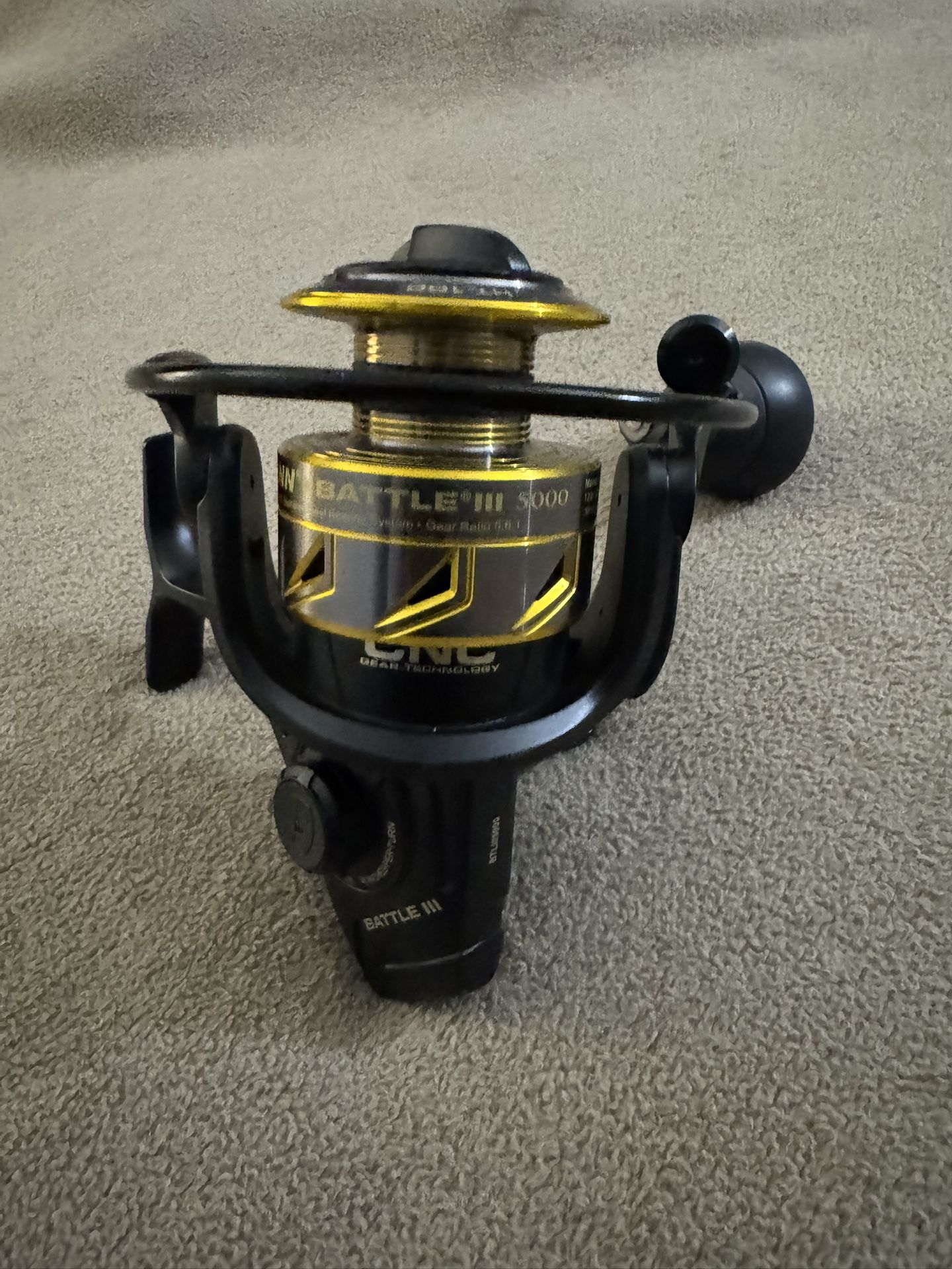Penn Battle lll 5000 Spinning Reel      “like New”