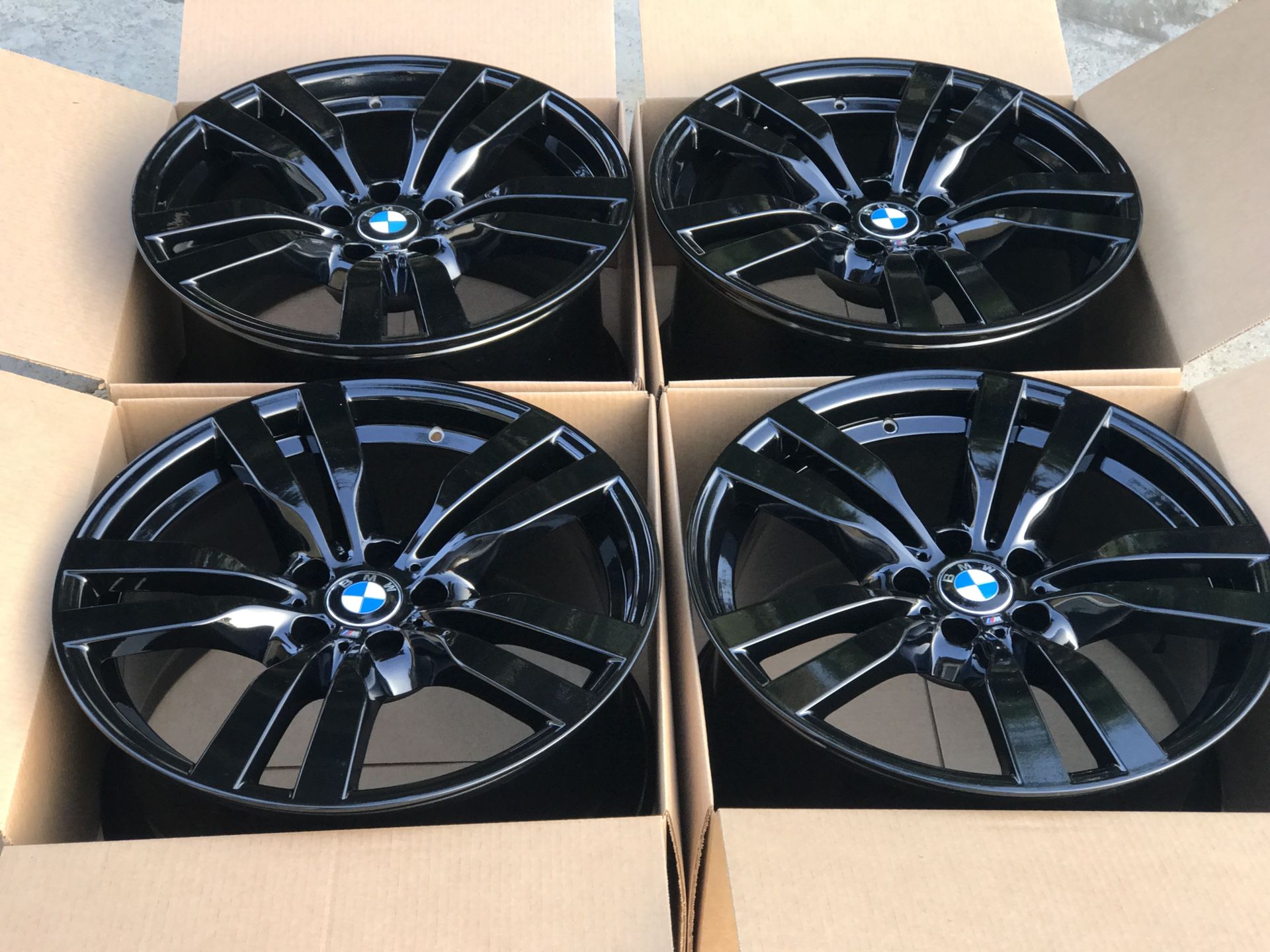 20" BMW X5 X5m X6 X6m Original Factory Rims OEM wheels 300m black
