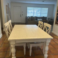 Beautiful Dining Room Table And Chairs. 