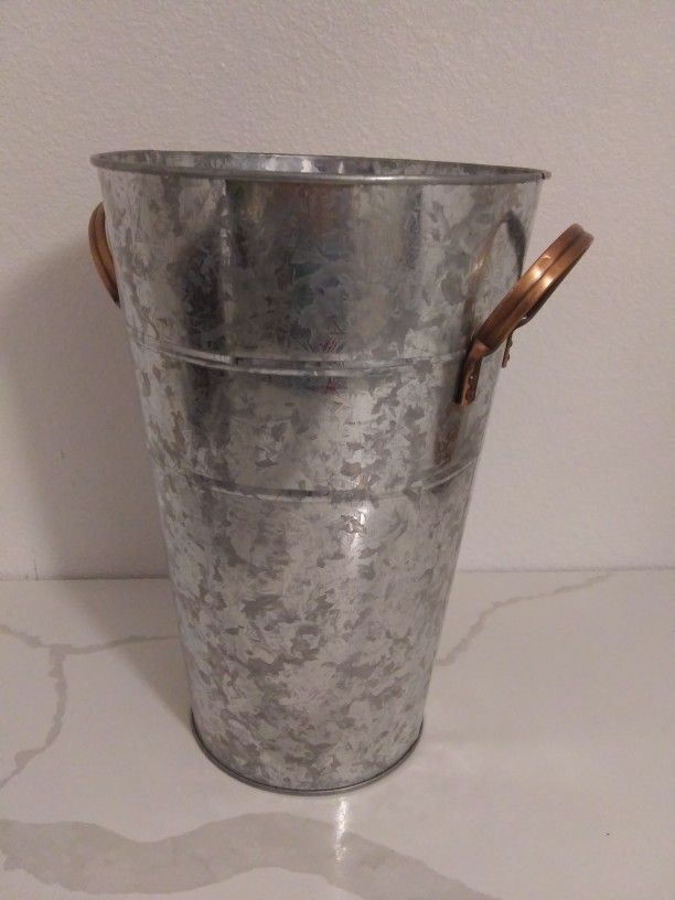 12" Metal Flower Vase Bucket Farmhouse With Copper Handles